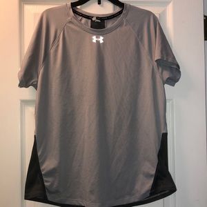Under Armour running shirt, size large heat gear very good condition
